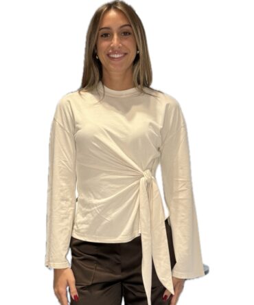 Donna T shirt nodo